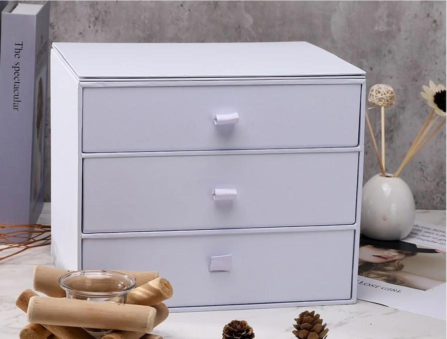 Custom packaging example: Custom Makeup Drawer Advent Calendar Box