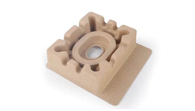 Shaped protective insert with separate product recesses